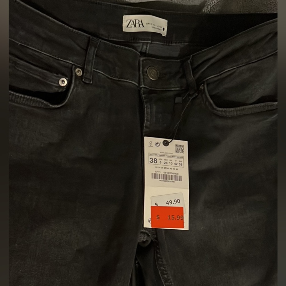 Black jeans from zara